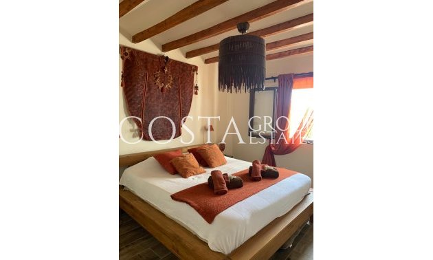 Resale - Villa -
Benissa - Benissa Centro