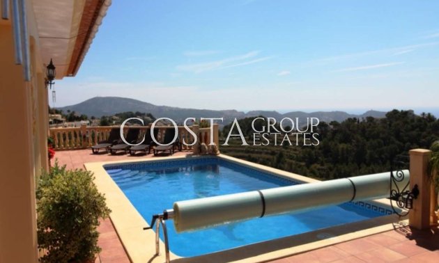 Odsprzedaż - Willa -
Teulada - Moraira