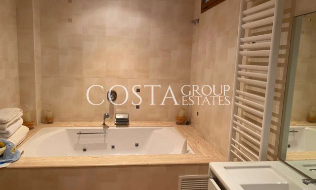 Resale - Villa -
Teulada - Moraira