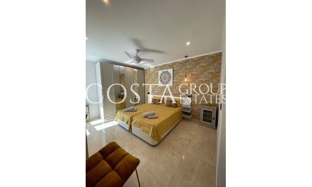 Odsprzedaż - Willa -
Calpe - Calpe Centro
