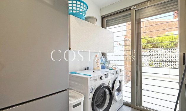 Resale - Villa -
Orihuela - Punta Prima