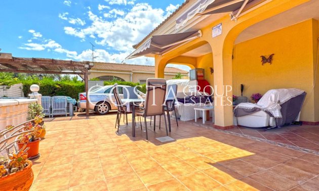 Odsprzedaż - Willa -
Torrevieja - Torrevieja Centro