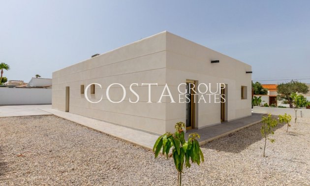 Wiederverkauf - Villa -
Torrevieja - Torrevieja Centro