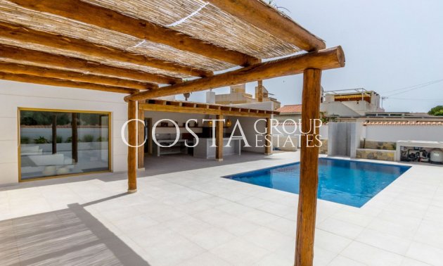Wiederverkauf - Villa -
Torrevieja - Torrevieja Centro