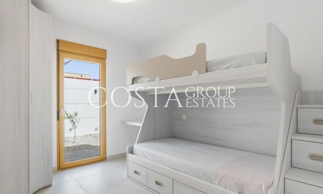 Wiederverkauf - Villa -
Torrevieja - Torrevieja Centro