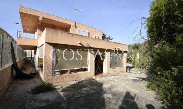 Herverkoop - Villa -
Formentera del Segura