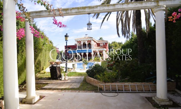 Odsprzedaż - Willa -
Torrevieja - Torrevieja Centro