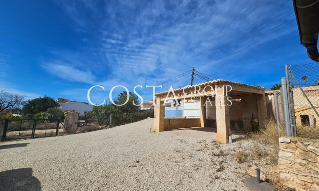 Odsprzedaż - Willa -
Calpe - Calpe Centro