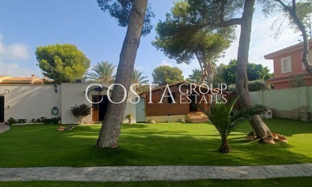 Revente - Villa -
Orihuela - Orihuela Costa
