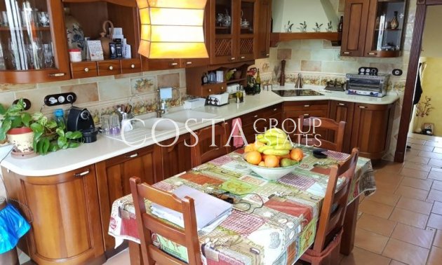 Wiederverkauf - Villa -
Torrevieja - Torrevieja Centro