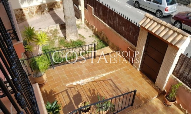 Wiederverkauf - Villa -
Torrevieja - Torrevieja Centro