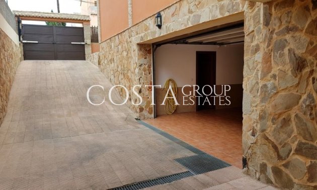 Wiederverkauf - Villa -
Torrevieja - Torrevieja Centro