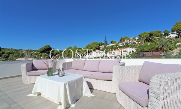 Odsprzedaż - Willa -
Teulada - Moraira