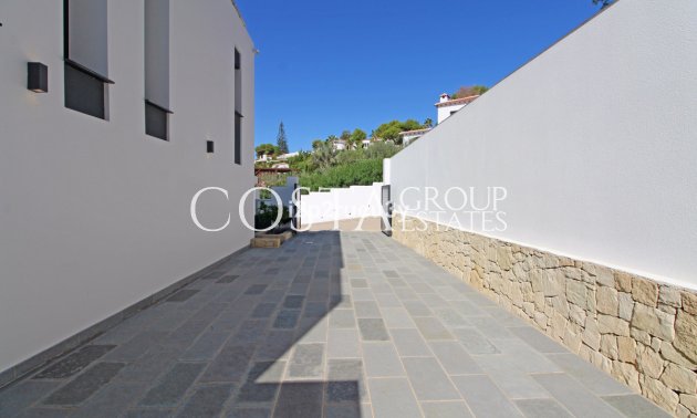 Odsprzedaż - Willa -
Teulada - Moraira