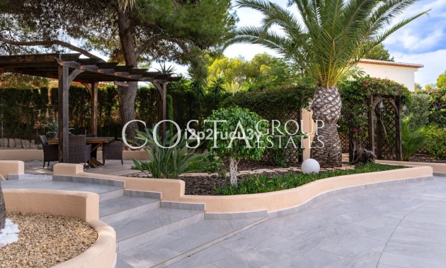 Odsprzedaż - Willa -
Teulada - Moraira