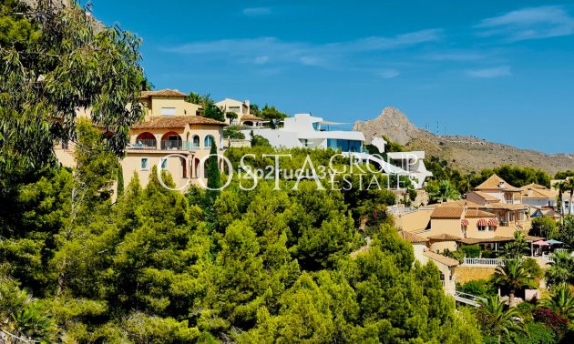 Resale - Villa -
Altea - Altea Hills