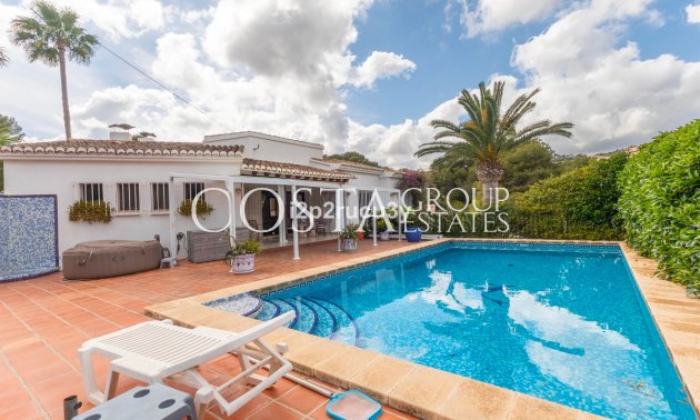 Herverkoop - Villa -
Teulada - Moraira