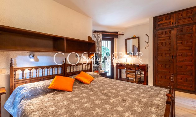 Herverkoop - Villa -
Teulada - Moraira
