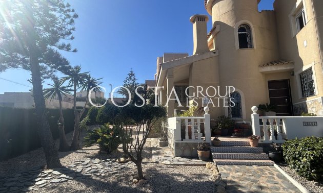 Herverkoop - Villa -
Cartagena - Cabo de Palos