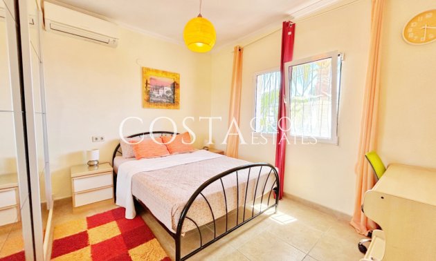 Herverkoop - Villa -
Teulada - Moraira