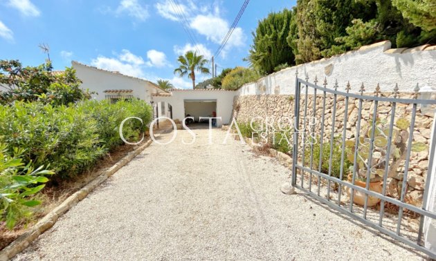 Herverkoop - Villa -
Teulada - Moraira