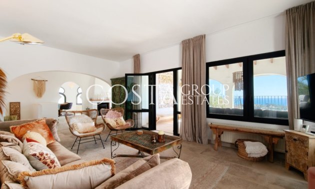 Resale - Villa -
Teulada - Moraira