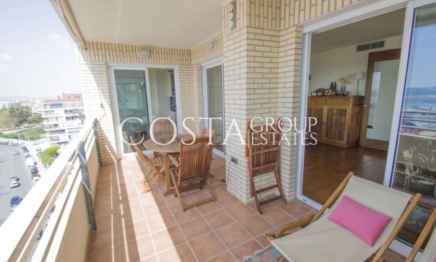 Wiederverkauf - Apartments -
Torrevieja - Torrevieja Centro