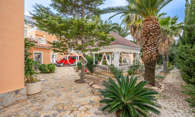 Odsprzedaż - Willa -
Calpe - Calpe Centro
