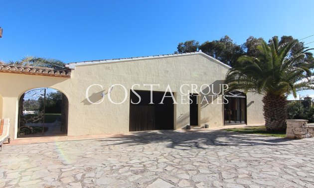 Resale - Villa -
Benissa - Benissa Centro