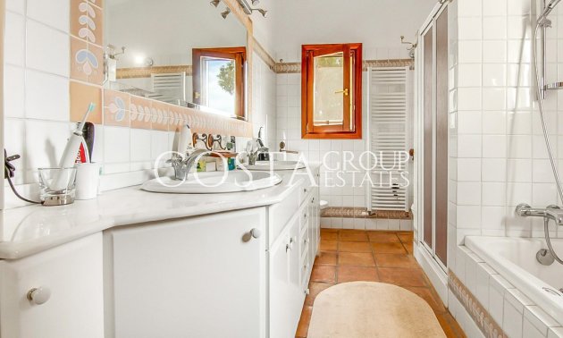 Resale - Villa -
Benissa - Benissa Centro
