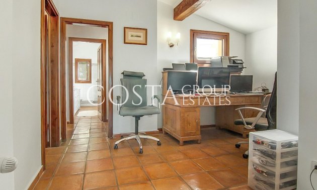 Resale - Villa -
Benissa - Benissa Centro