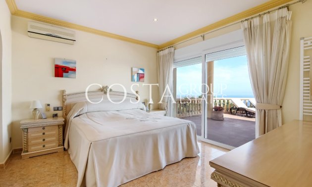 Odsprzedaż - Willa -
Teulada - Moraira
