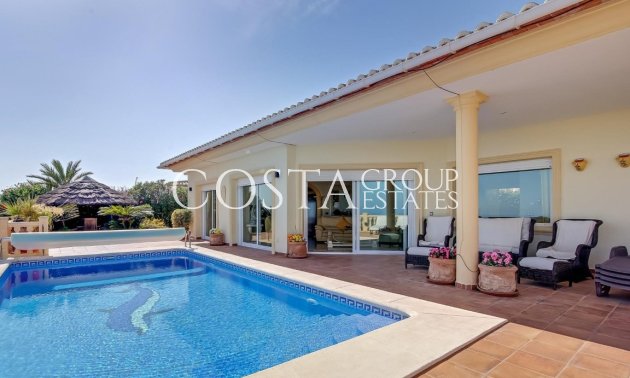 Odsprzedaż - Willa -
Teulada - Moraira