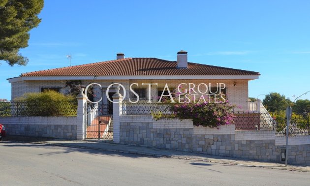 Odsprzedaż - Willa -
Orihuela - Campoamor