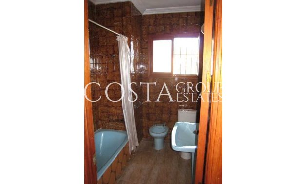 Odsprzedaż - Willa -
Orihuela - Campoamor