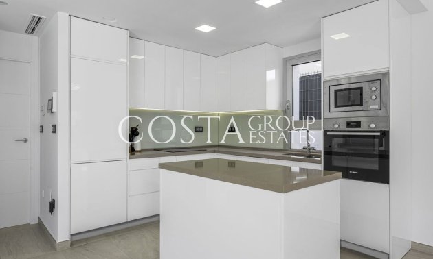 Resale - Villa -
Guardamar del Segura - Guardamar del Segura Centro