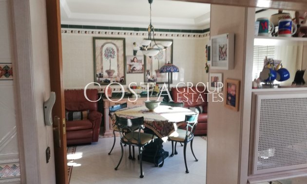 Herverkoop - Villa -
Yecla - Yecla Centro