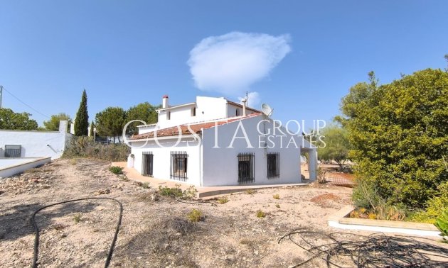Resale - Villa -
Novelda - Novelda Centro