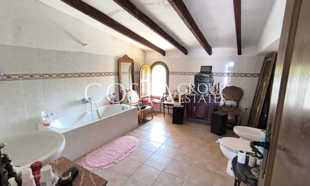 Resale - Villa -
Novelda - Novelda Centro
