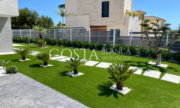 Nouvelle construction - Villa -
Finestrat