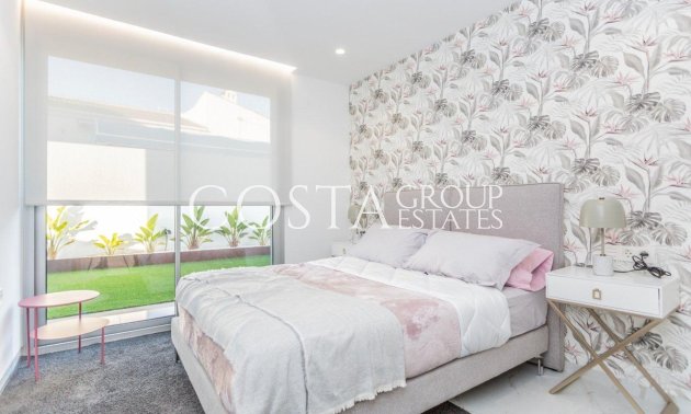 Wiederverkauf - Villa -
Torrevieja - Torrevieja Centro
