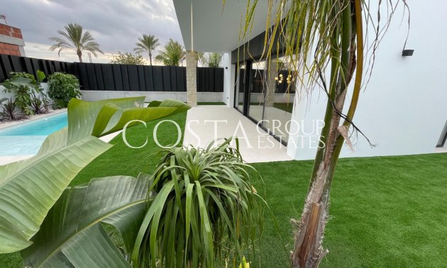 Herverkoop - Villa -
Molina De Segura - Molina de Segura Centro