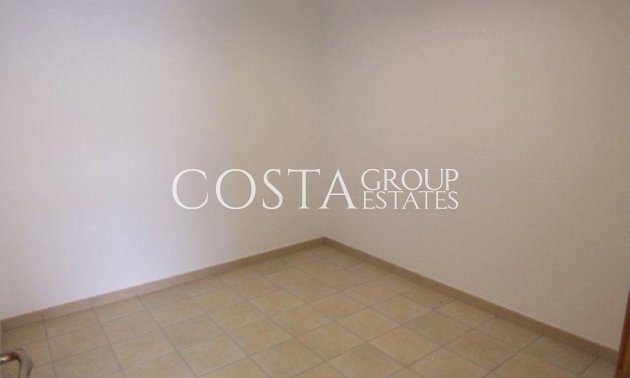 Odsprzedaż - Willa -
Teulada - Moraira