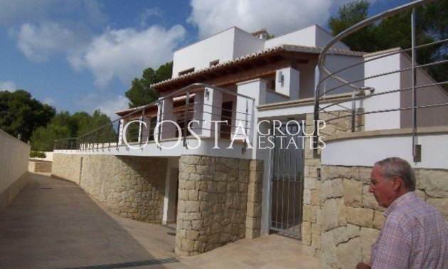 Odsprzedaż - Willa -
Teulada - Moraira