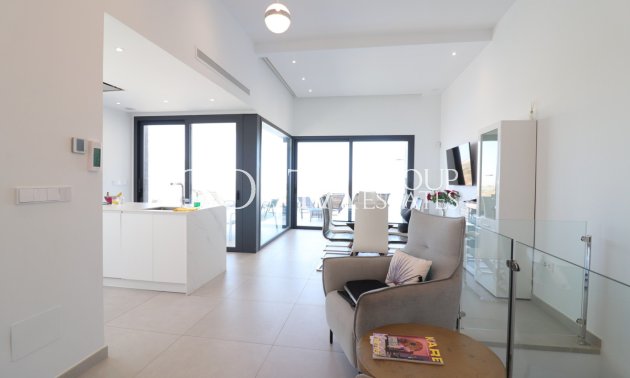 Resale - Villa -
Rojales - Pueblo Lucero