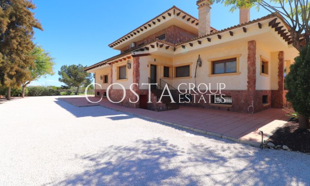 Herverkoop - Villa -
Callosa de Segura - Callosa de Segura Centro