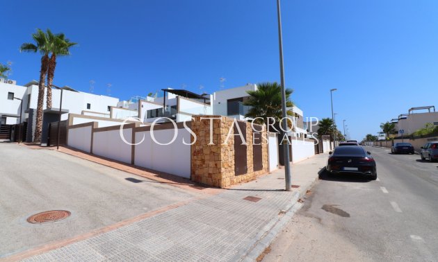 Resale - Villa -
Benijofar