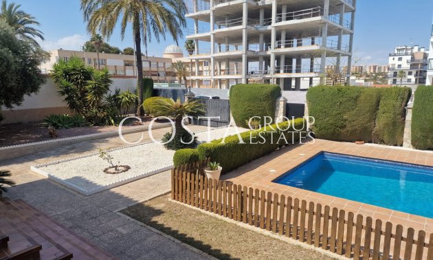 Resale - Villa -
Orihuela - Mil Palmeras