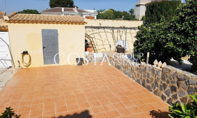 Resale - Villa -
Orihuela - Los Balcones