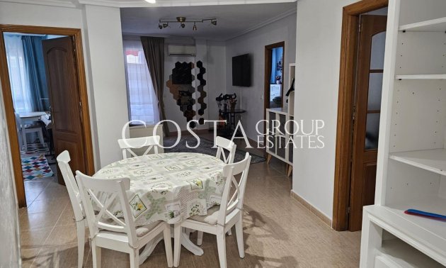 Odsprzedaż - Apartments -
Torrevieja - Torrevieja Centro